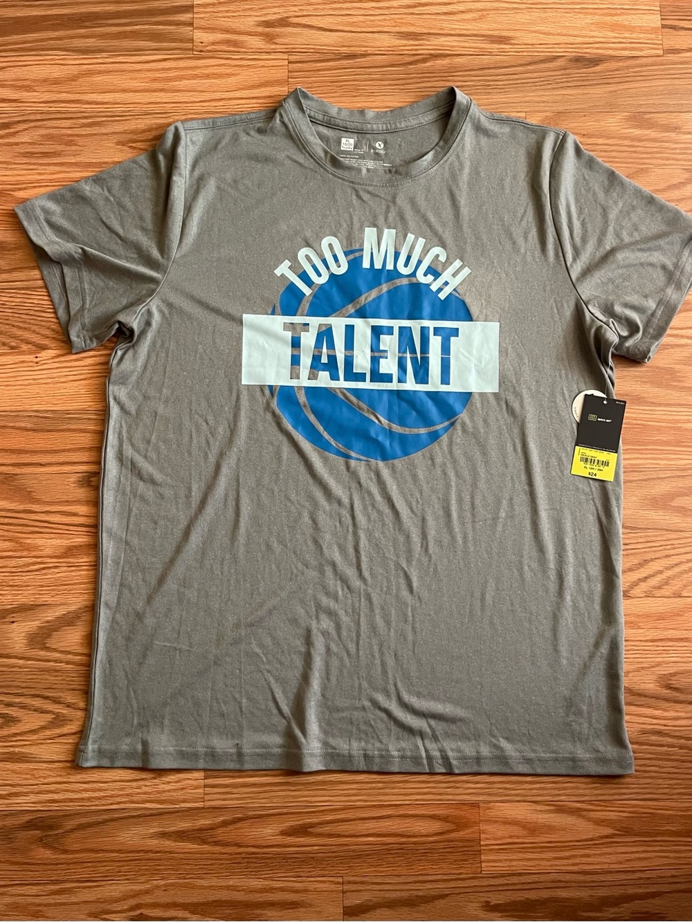 Boys Quick Dry T-Shirt XL NWT